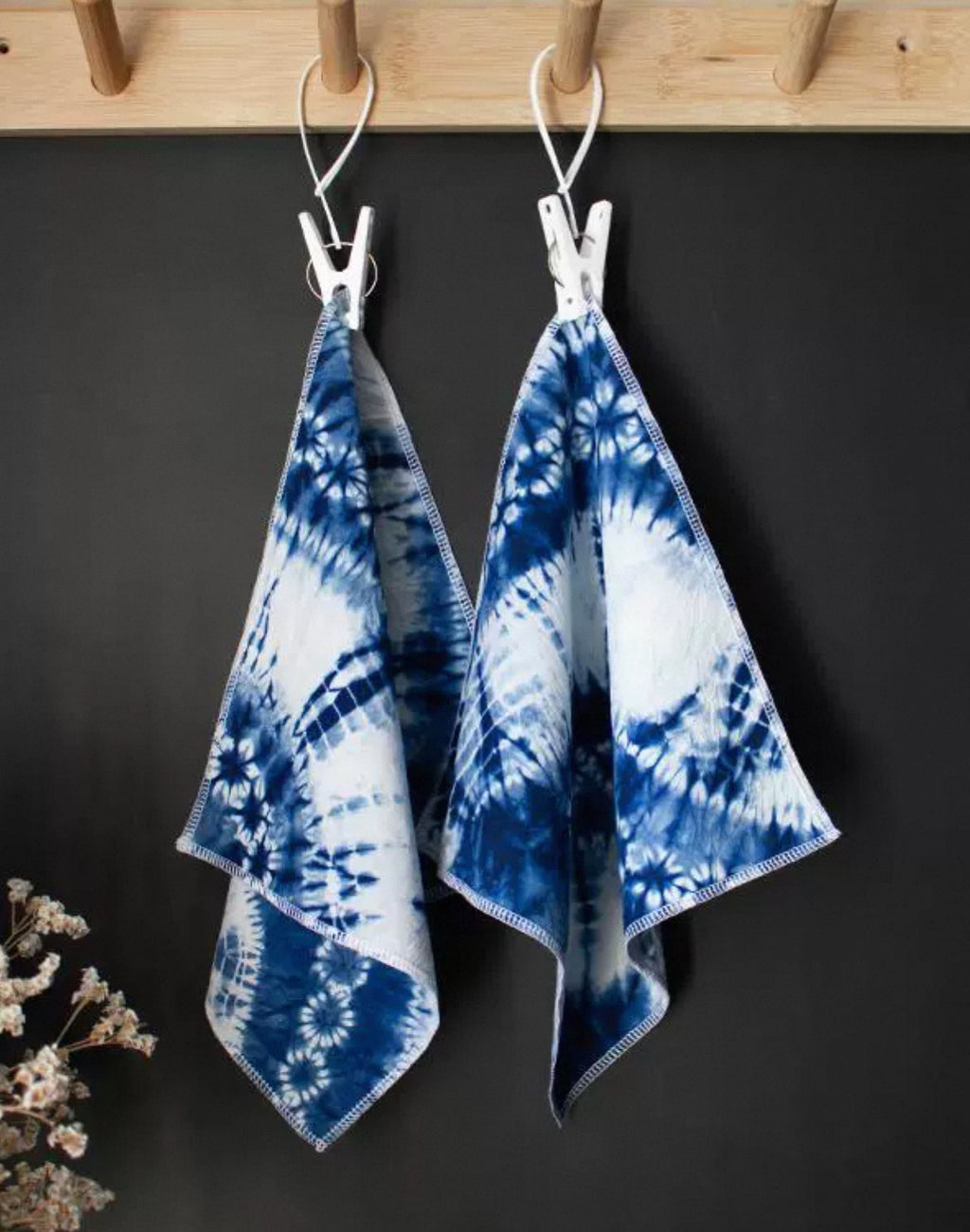 Tie-dye object combination