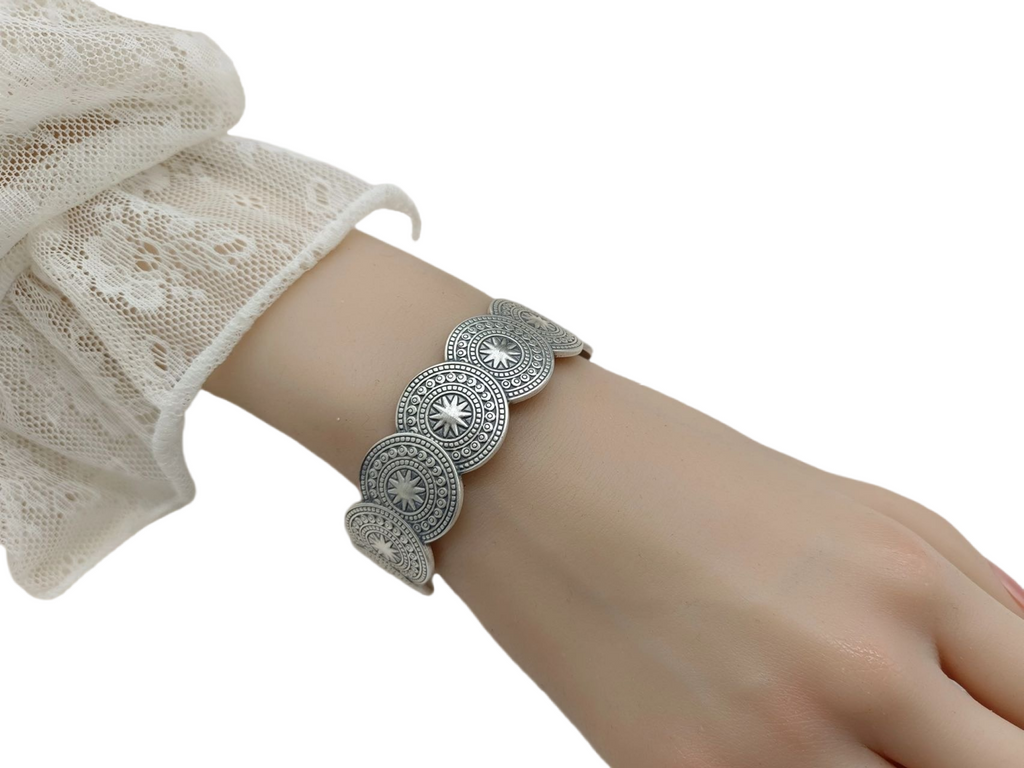 Handmade Silver Bracelet（Bronze Drum Patterns）