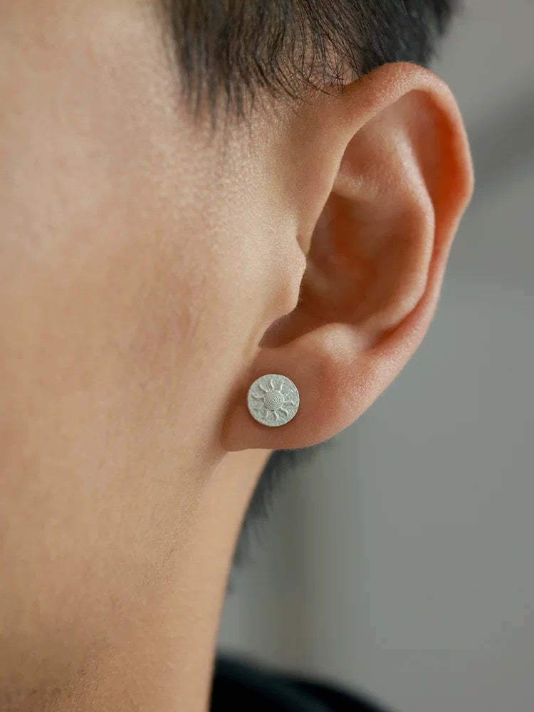 Miao Silver Jewelry (Light Whirl Pattern Earrings)