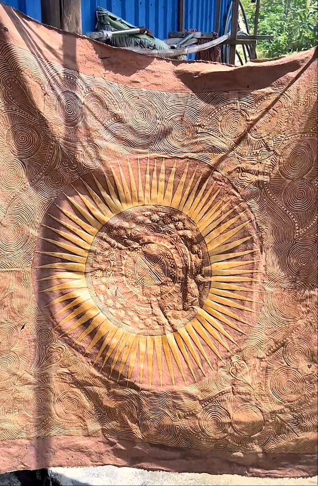 Persimmon-dyed canvas (Bronze drum patterns)